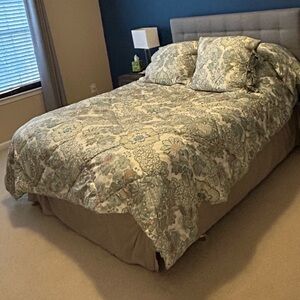 Pottery Barn Blue and Gray Comforter Set